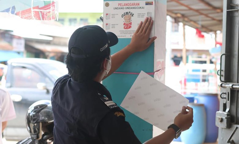 Berantas Rokok Ilegal, Bea Cukai Makassar-Satpol Pp Operasi Pasar
