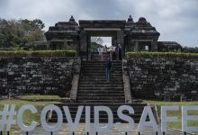 Uji Coba Pembukaan Borobudur dan Prambanan Pakai PeduliLindungi Lancar