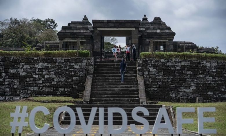 Uji Coba Pembukaan Borobudur dan Prambanan Pakai PeduliLindungi Lancar