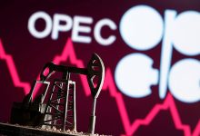 Harga Minyak Turun Jelang Pertemuan OPEC+