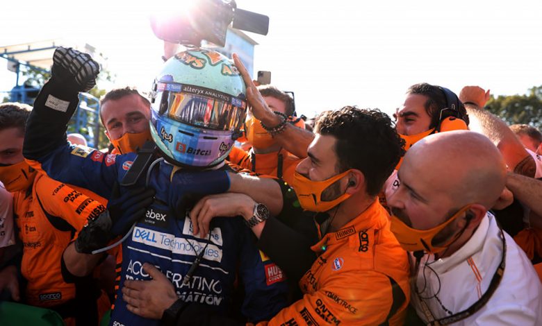 Juarai GP Italia, Ricciardo Lakukan Selebrasi