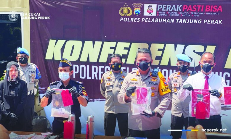 Bea Cukai Dan Polres Tanjung Perak Ungkap Penyelundupan Narkotika Asal Malaysia