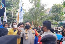 Demo BEM SI Dekati Gedung KPK, Polisi Tahan Mahasiswa