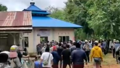 Masjid Ahmadiyah Sintang Dirusak, Pemerintah Jangan Tutup Mata Ambil Langkah Nyata