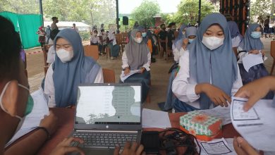 Ratusan Santri di Banten Antusias Ikuti Vaksinasi Merdeka