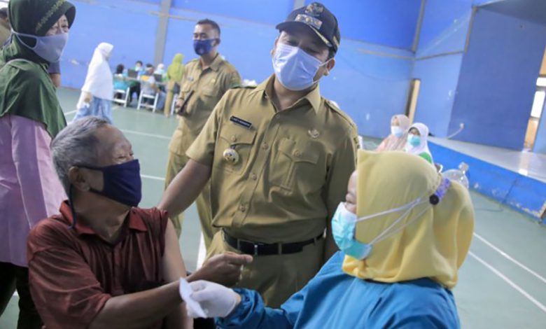 Vaksinasi Lansia Di Kota Tangerang Lampaui Target Kemenkes