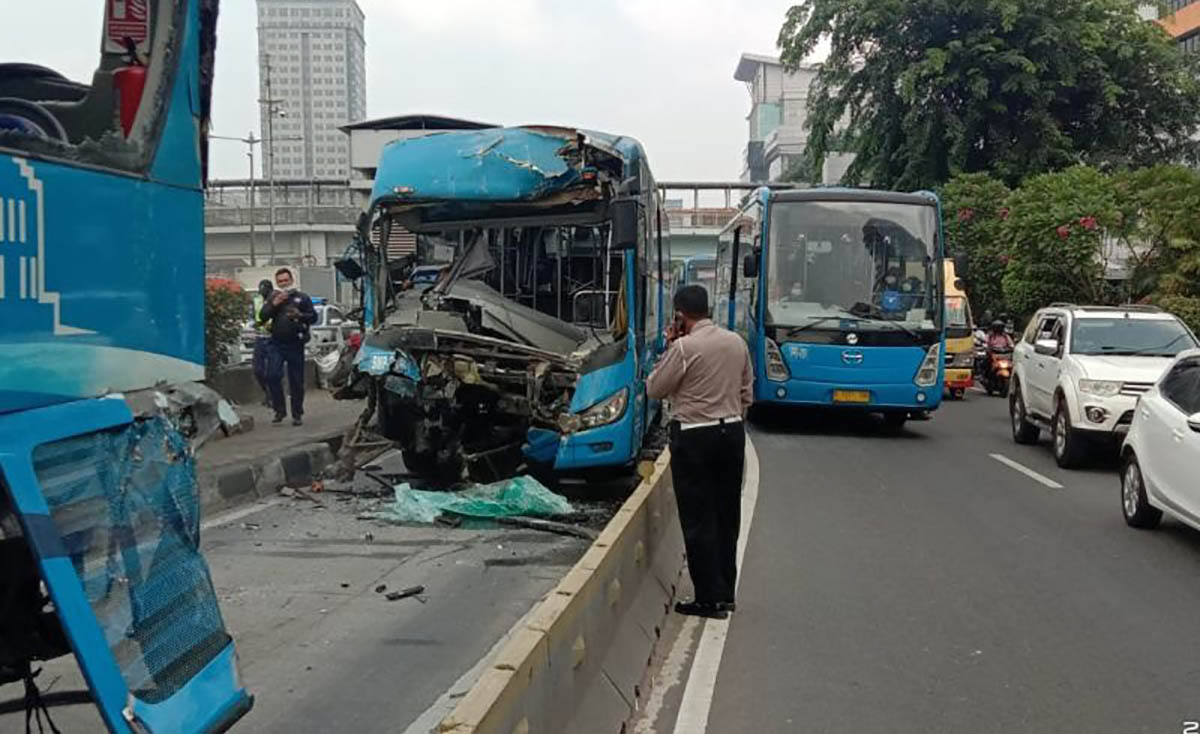 bus TransJakarta