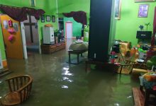 Banjir Di Kapuas Hulu Akses Jalan Putus