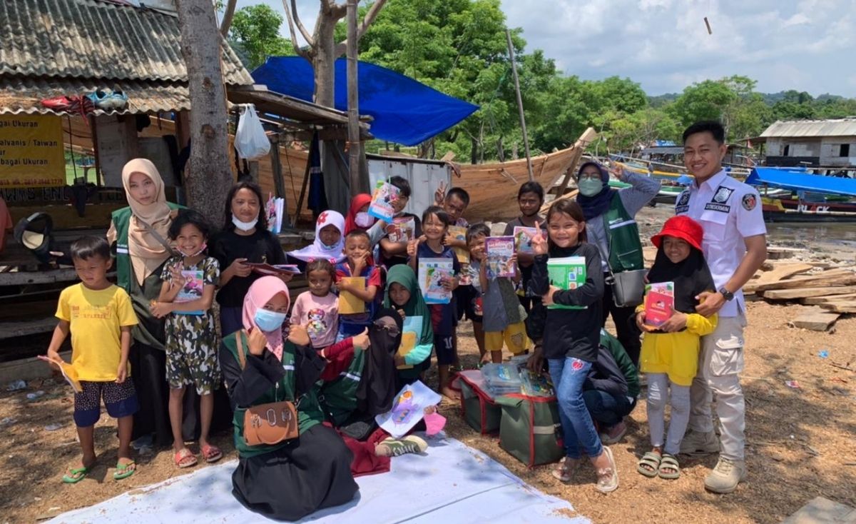 Suasana kegiatan Sekolah Partikelir di Desa Way Tataan, Teluk Betung Timur, Bandar Lampung