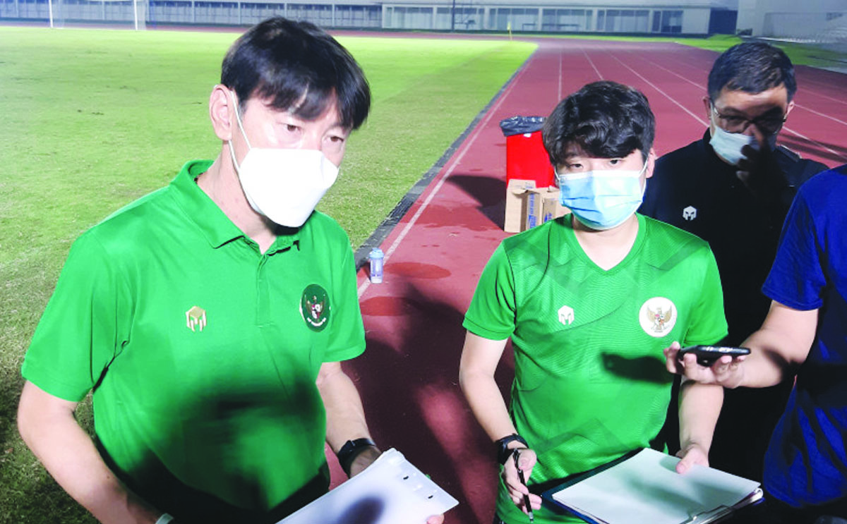 pelatih shin