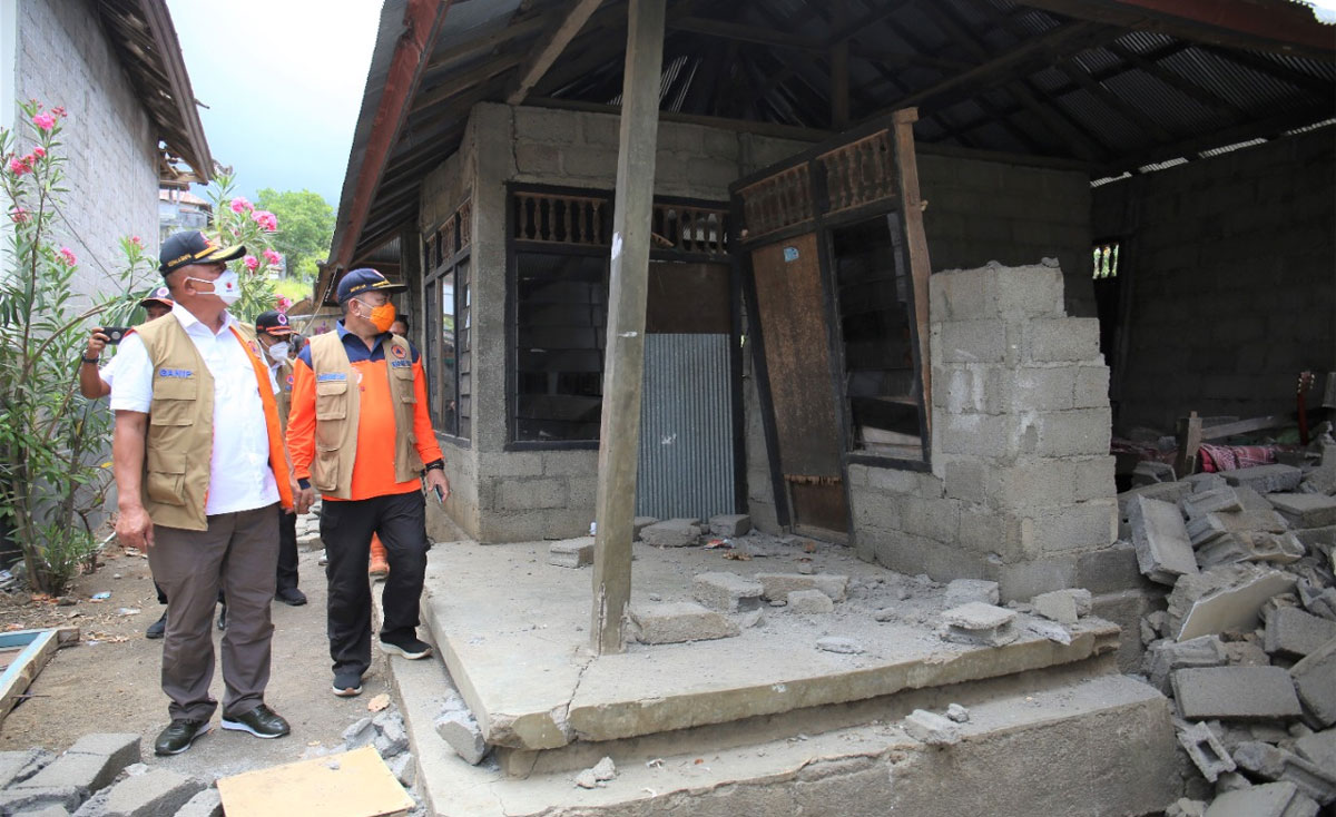 gempa bali