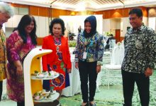 Hotel Sahid Jaya Gunakan Pelayan Robot