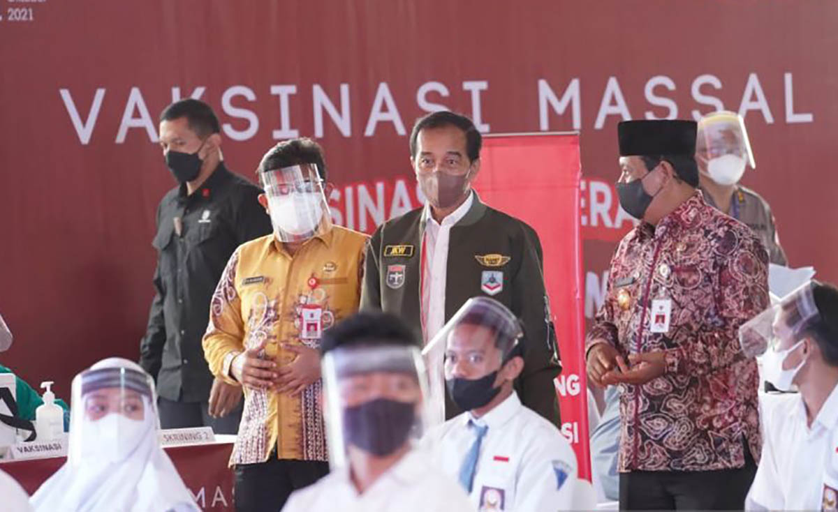 vaksinasi massal