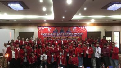 Jajaran Dpn Partai Keadilan Dan Persatuan (Pkp) Foto Bersama Usai Menggelar Rapat Pleno Di Jakarta Pada Rabu (10/11/2021). Foto : Dpp Pkp