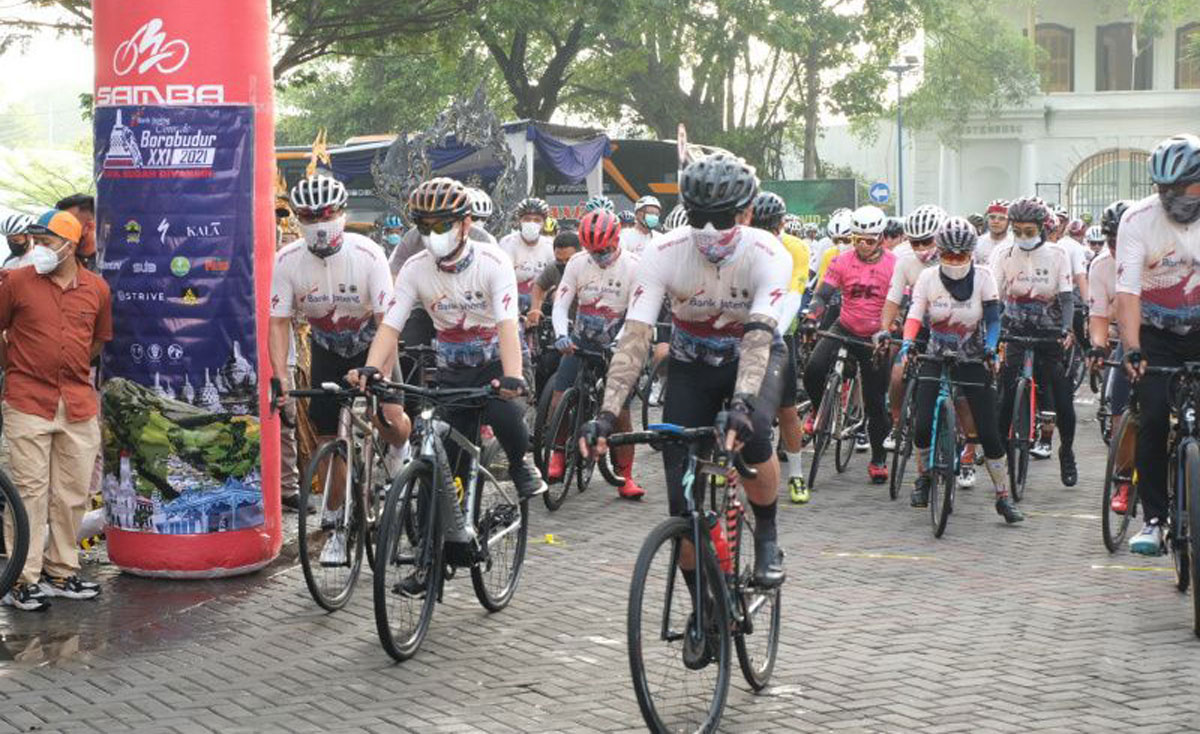 Tour de Borobudur