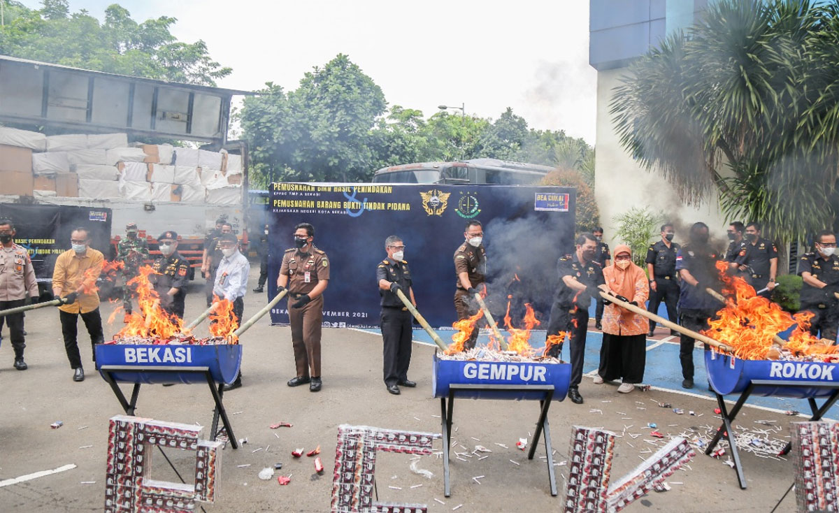 pemusnahan barang ilegal