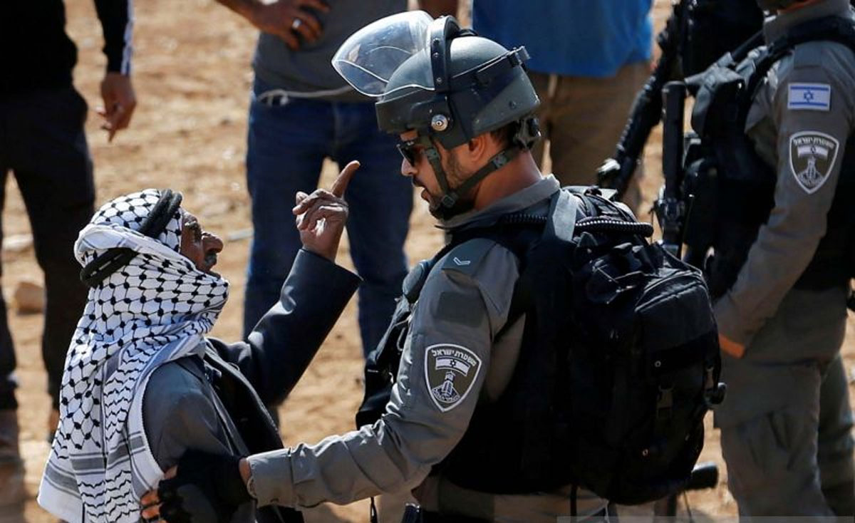 Israel Tahan 14 Warga Palestina