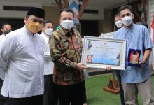 Wali Kota Tangerang Serahkan Penganugerahan Pemenang LKTI Tingkat Nasional