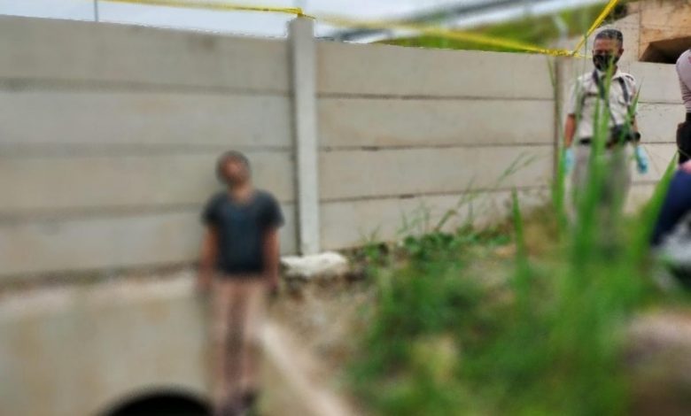 Pria Asal Kabupaten Serang Ditemukan Tewas Tergantung Kawat Berduri Di Dinding Beton