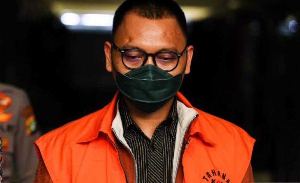 Akbar Tandaniria