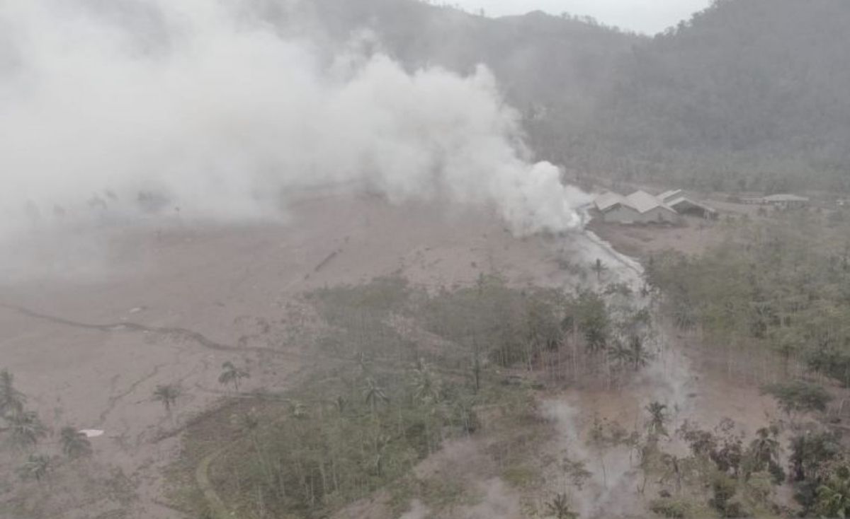 pertambangan di gunung semeru kabupaten Lumajang