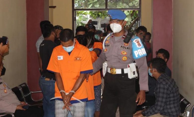 salah seorang tersangka pengedar Shabu di Polda Banten