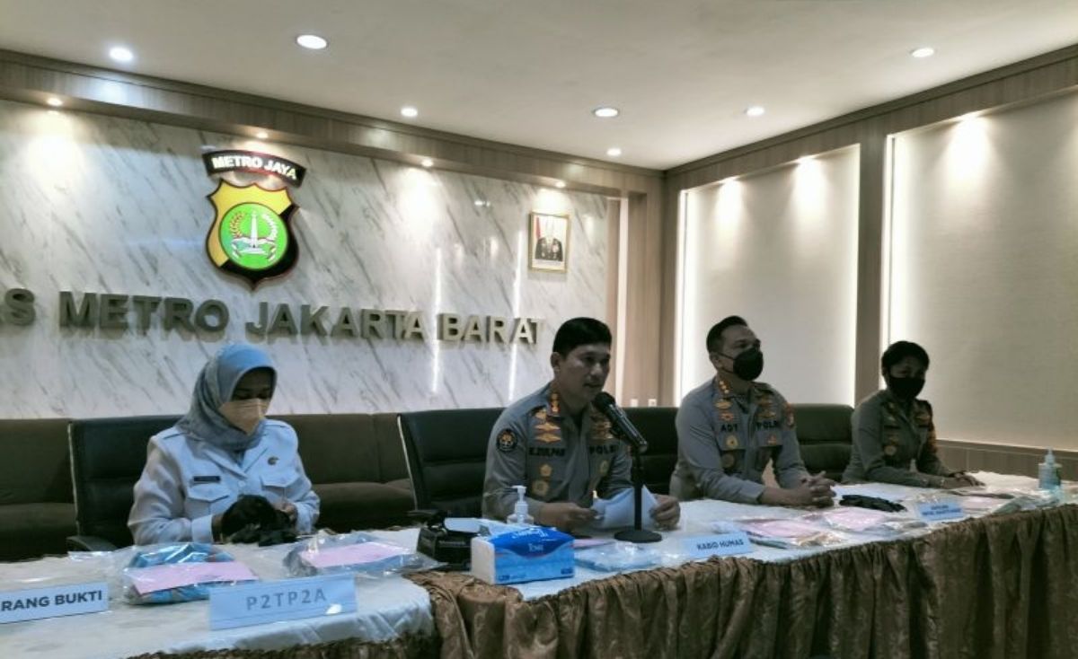 kabid humas polda metro