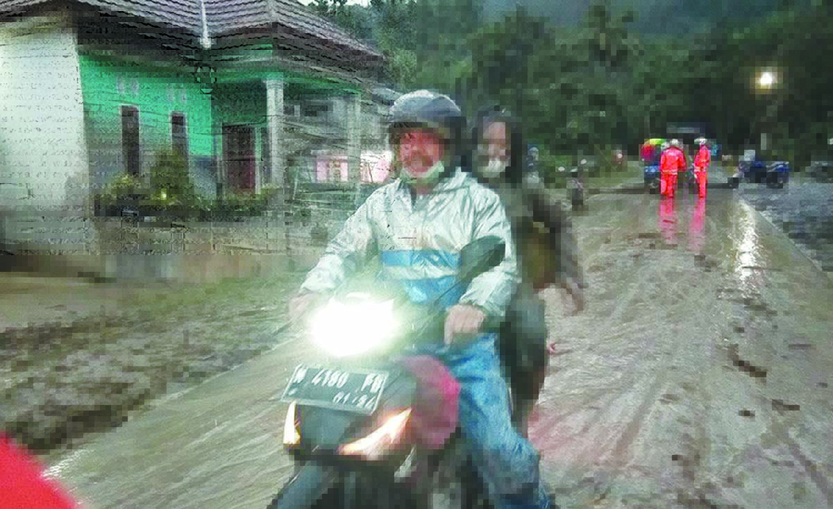 korban semeru