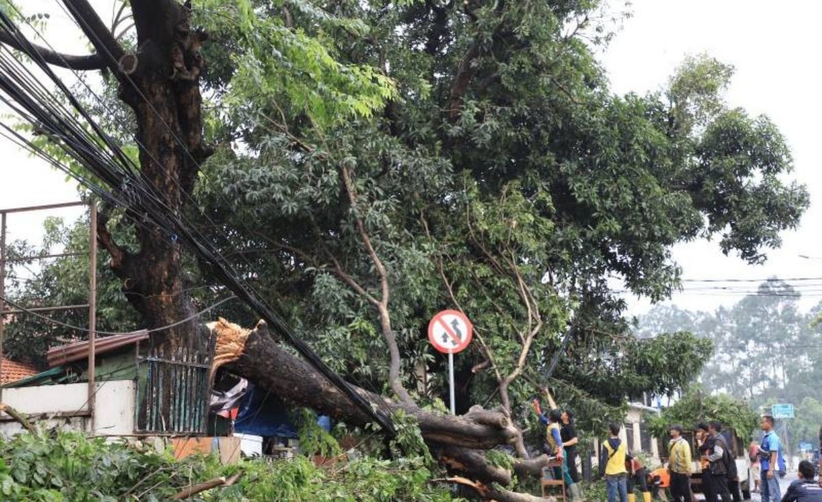 Warga Kota Tangerang Diminta Waspadai Cuaca Ekstrem Indoposco