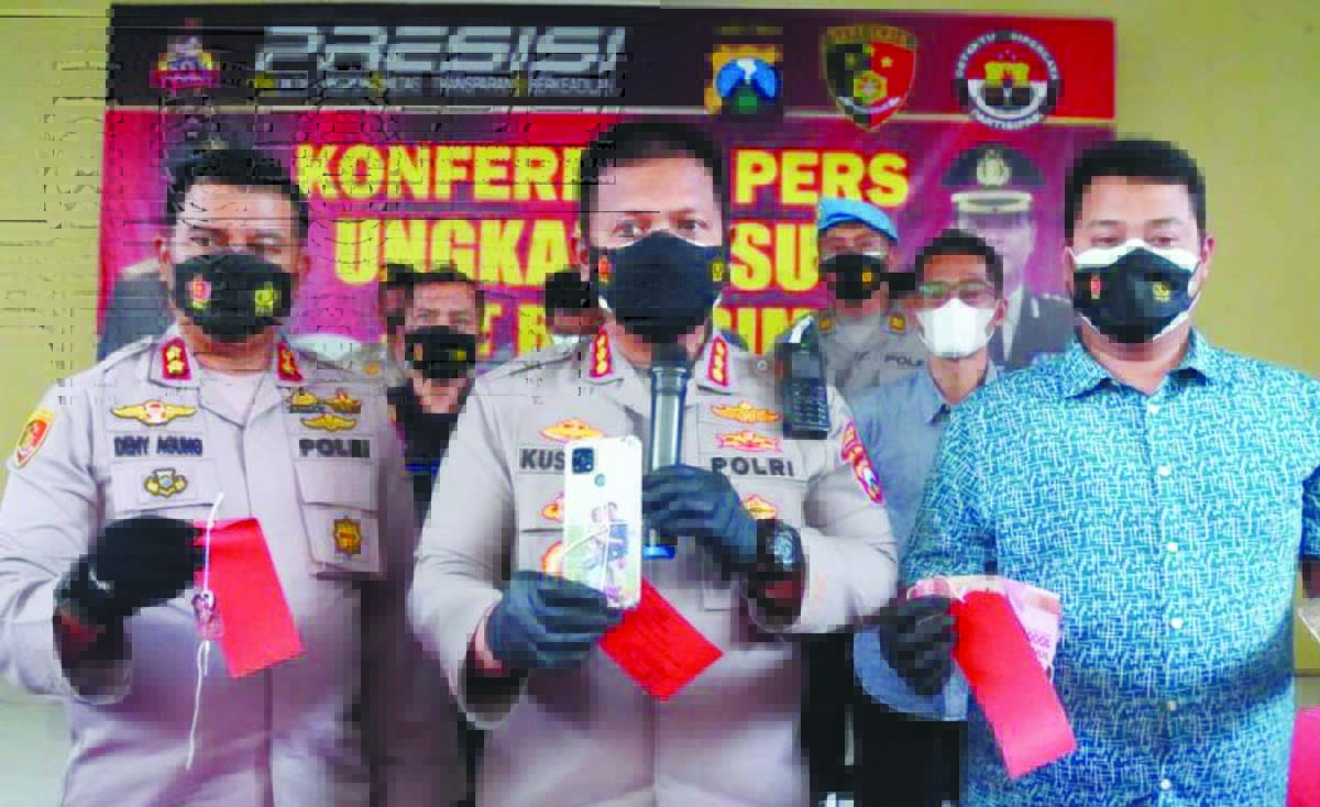 polisi gadungan