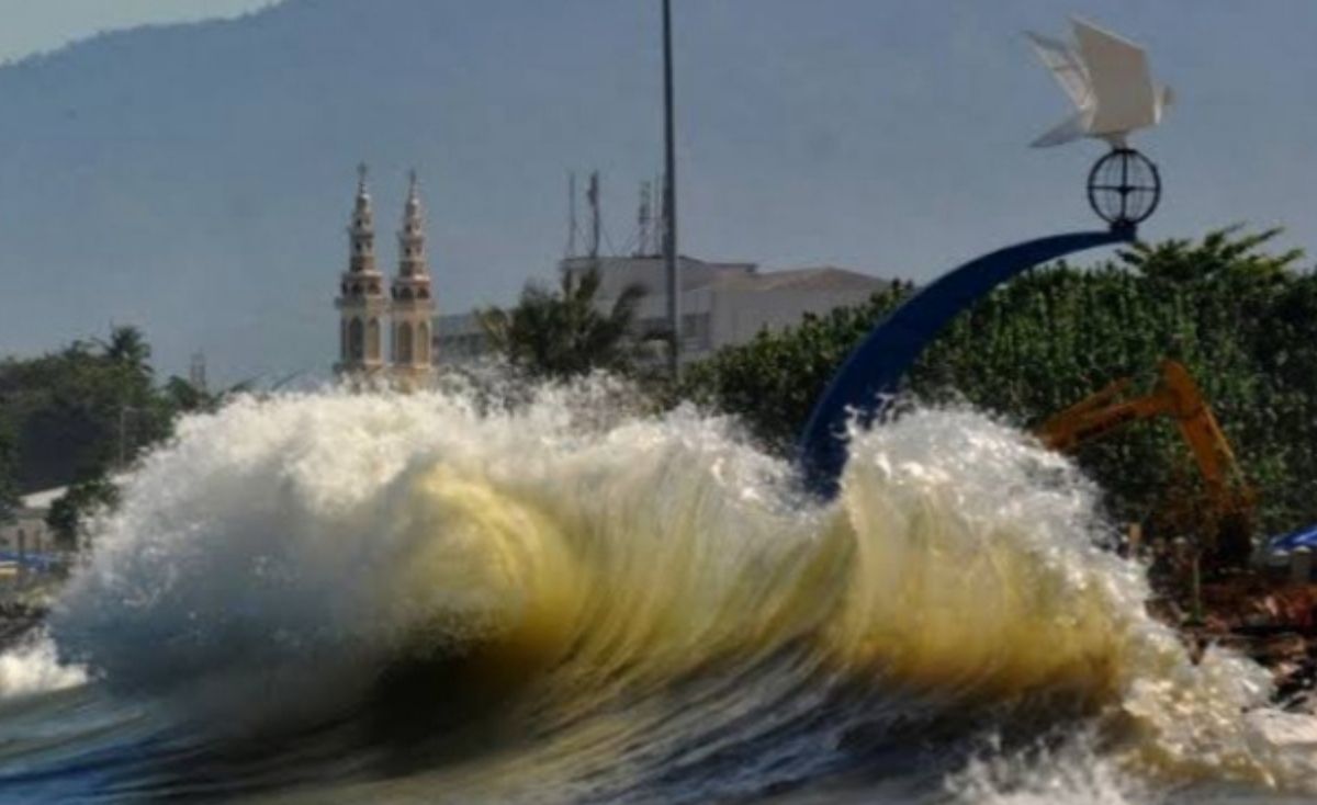 ilustrasi tsunami