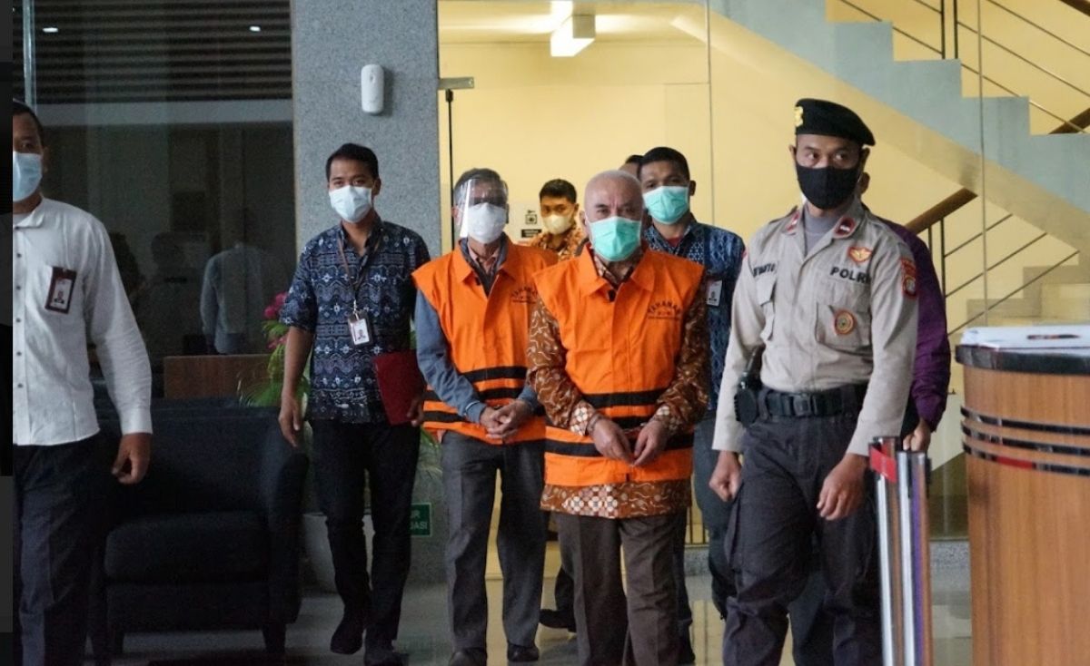 tersangka korupsi