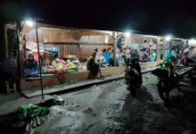 Warga Mengungsi Akibat Erupsi Gunung Semeru