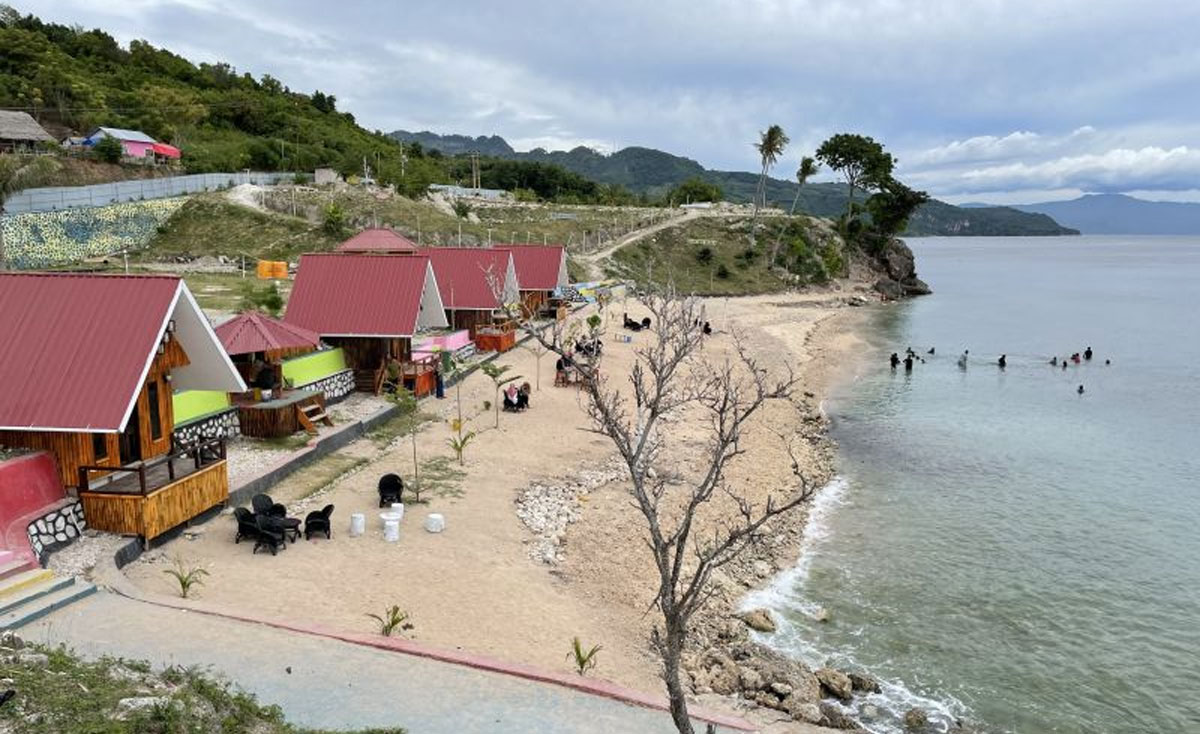 Pantai Tilalohe