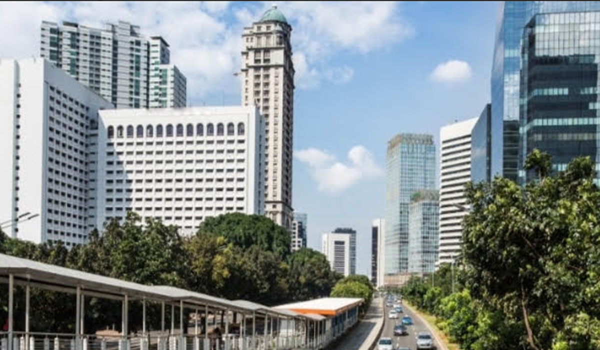 Cuaca cerah berawan di Jakarta