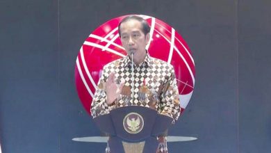 Tangkap Layar Presiden Jokowi Menyampaikan Sambutan Dalam Peresmian Pembukaan Perdagangan Bursa Efek Indonesia( Bei) Tahun 2022 Di Gedung Bei, Jakarta,