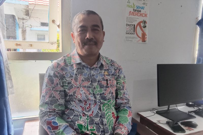 Kepala Dinas Pengendalian Penduduk Keluarga Berencana Pemberdayaan Perempuan dan Perlindungan Anak Kabupaten Mukomuko, Junharto. Foto : Antara/Ferri.