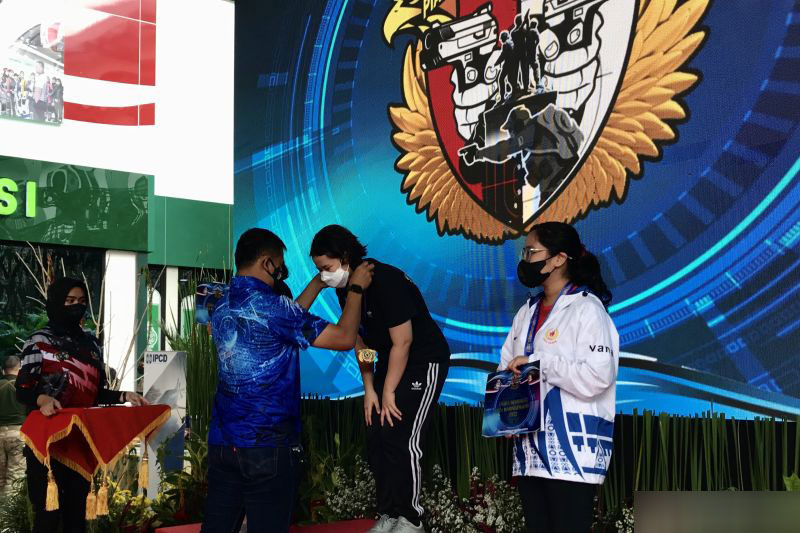 Atlet Menembak