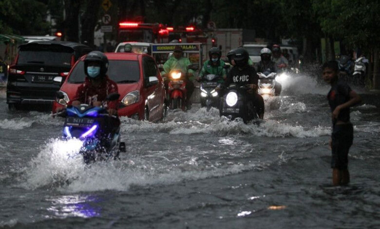 BMKG Keluarkan Peringatan Hujan Lebat Di Beberapa Wilayah Indonesia ...