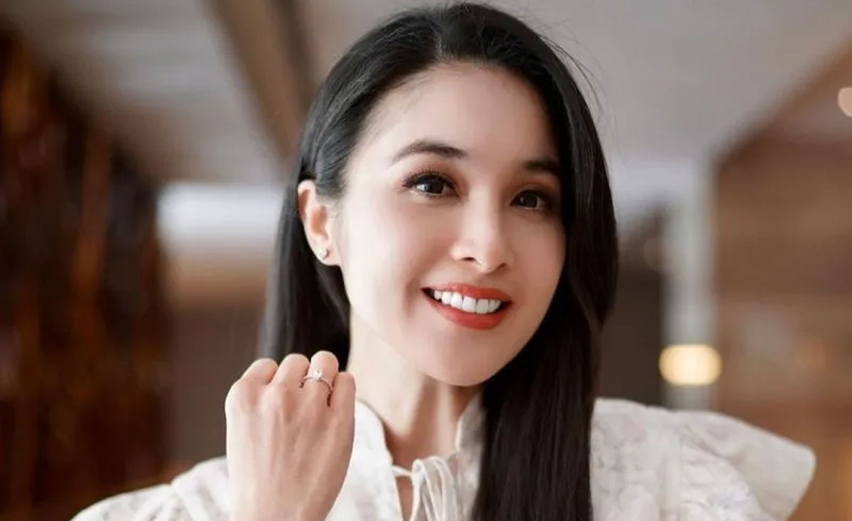 Sandra Dewi
