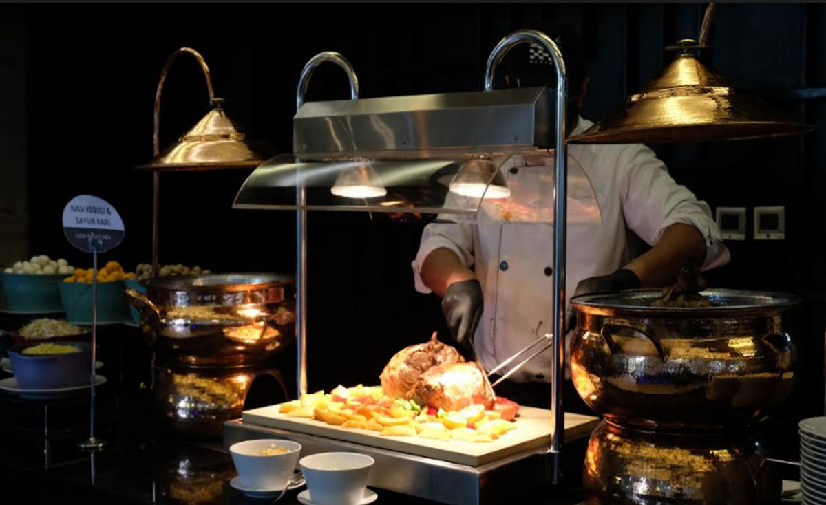 Aston Restaurant