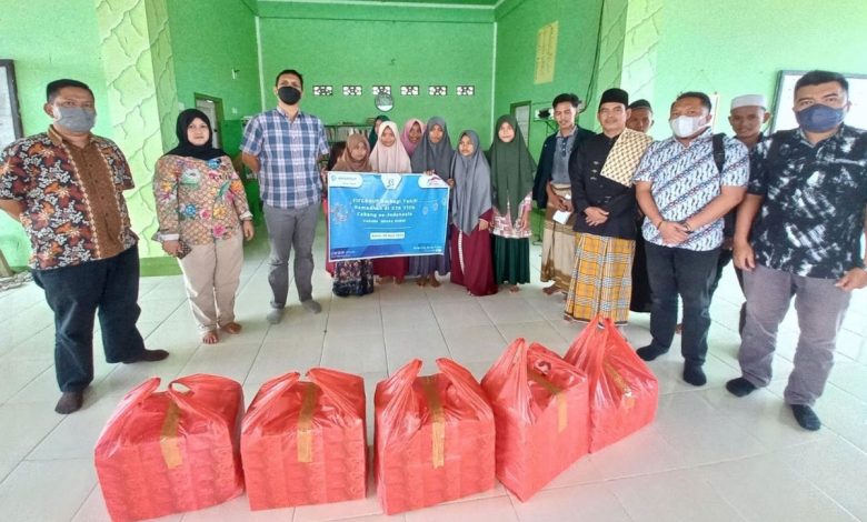 Sambut Kemilau Hut Ke-33 Tahun, Fifgroup Bagikan 33.000 Takjil Di Seluruh Cabang Indonesia