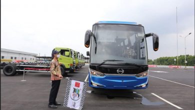 New Hino Bus