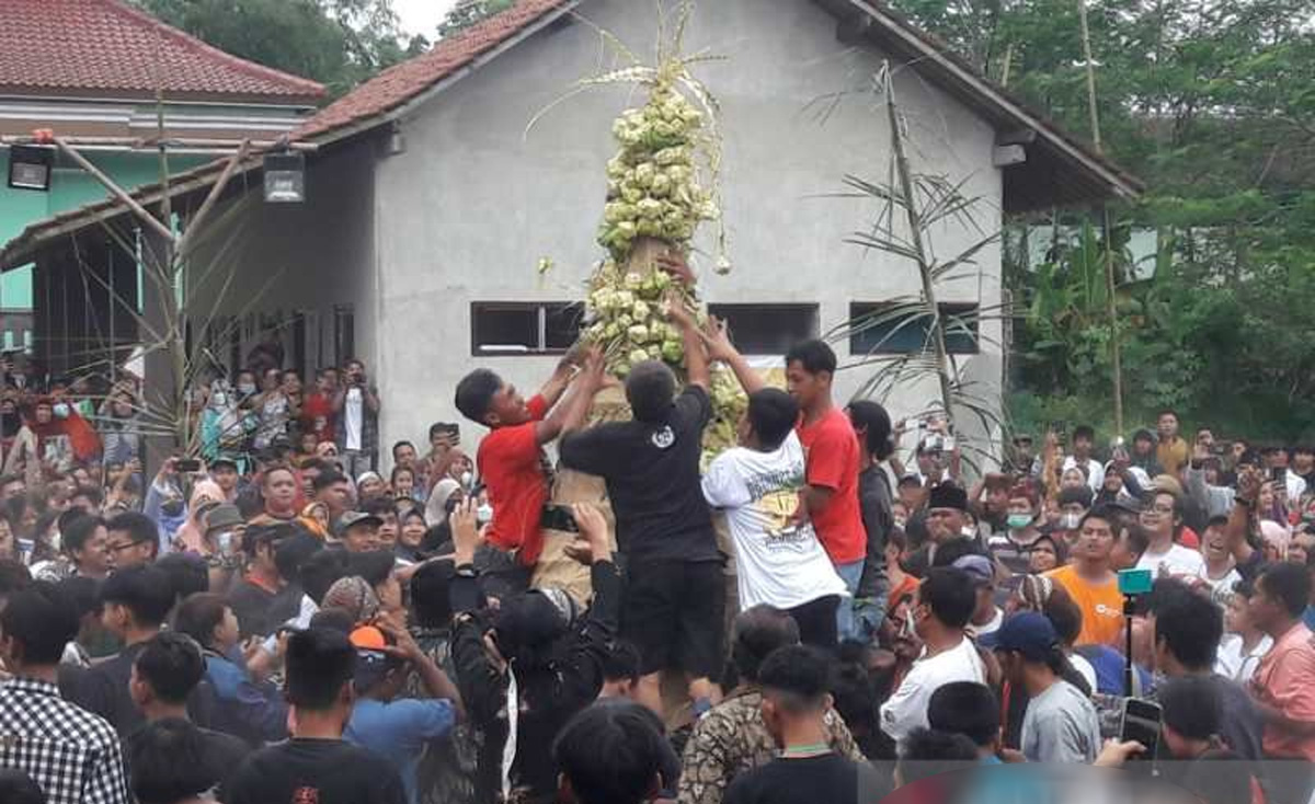 gerebek ketupat