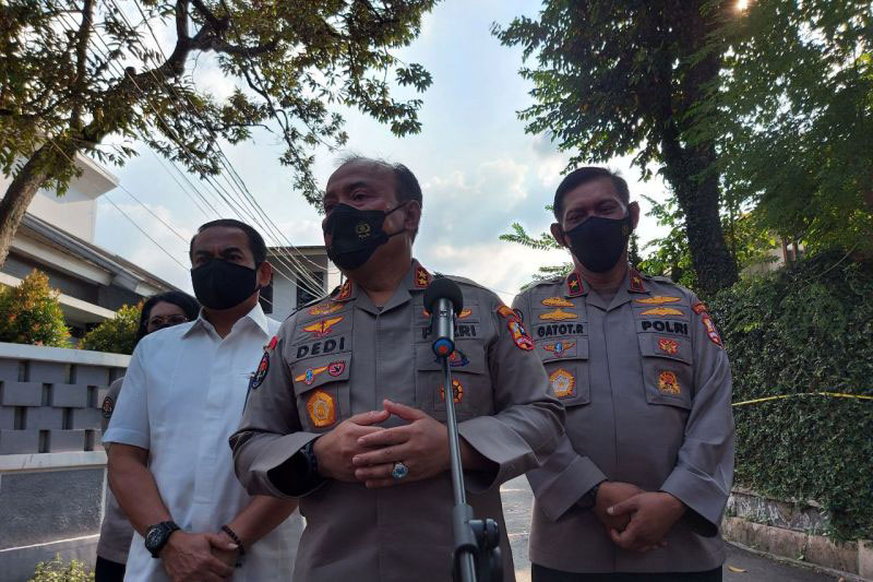 Olah-TKP-Baku-Tembak