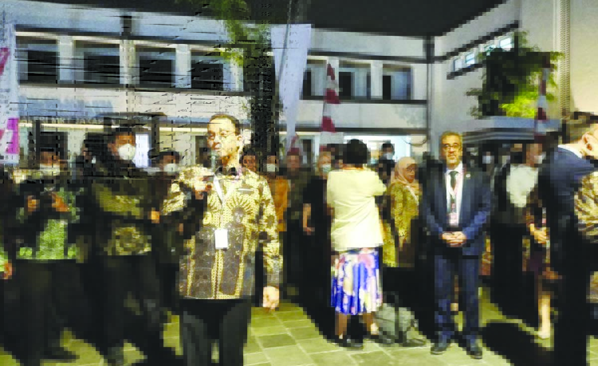 anies depok