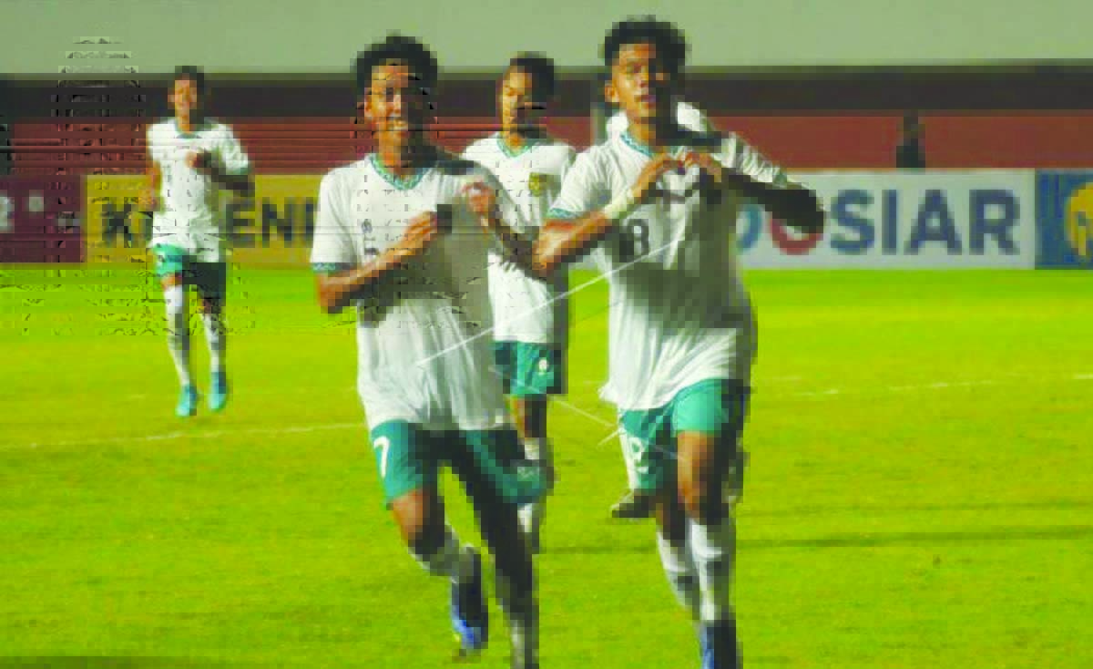 u16
