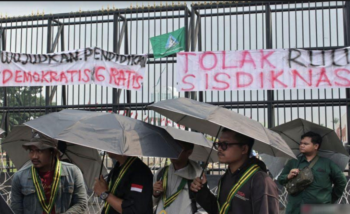 Demo-Tolak-RUU-Sidiknas