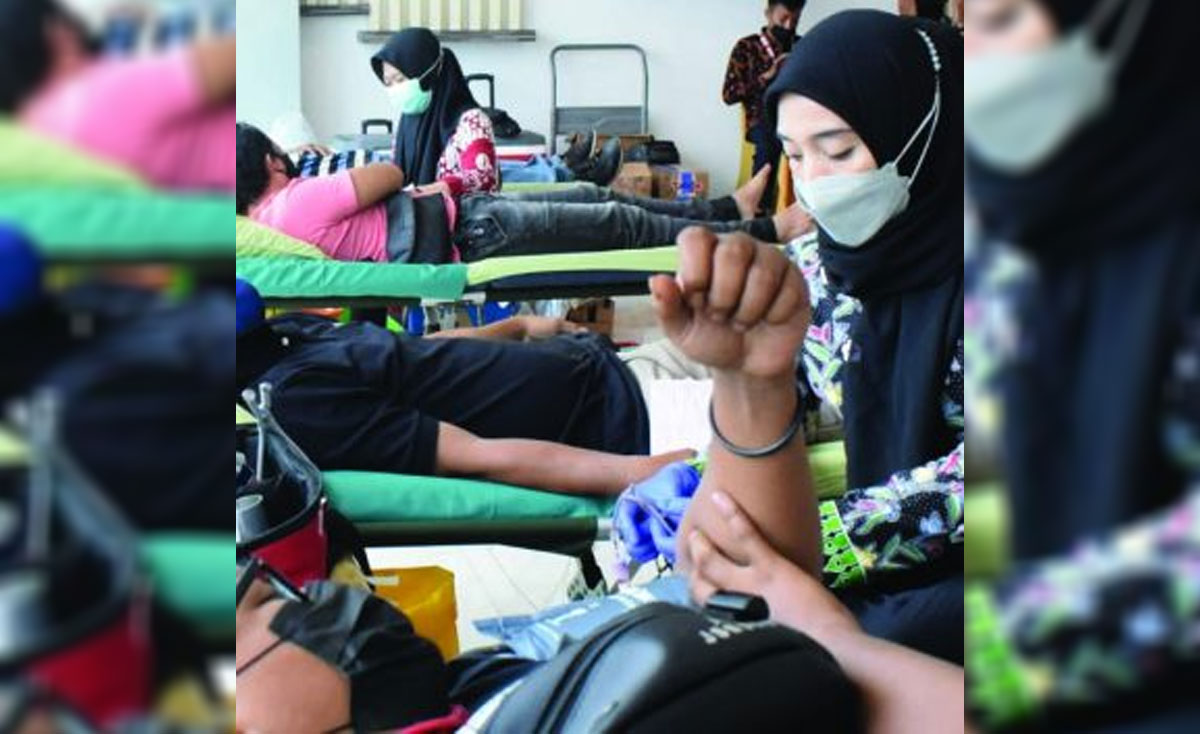 kegiatan-donor-darah-ASTON-Kartika-Grogol
