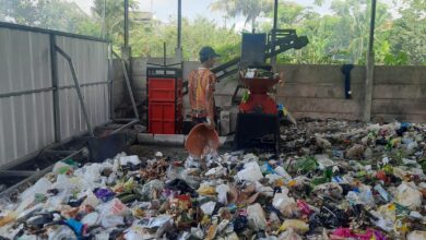 Dinas Lingkungan Hidup (DLH) Kabupaten Serang menyediakan mesin pemilah sampah untuk memisahkan sampah organik dan anorganik.